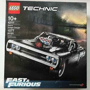 LEGO Technic Black and Silver Dodge Charger Fast and Furious Dom’s